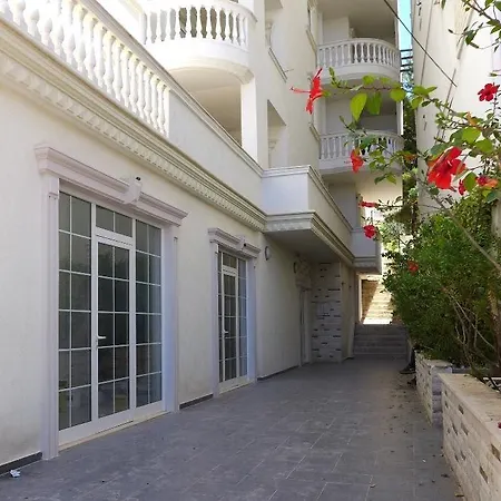 Frontlineviewsuper Apartment