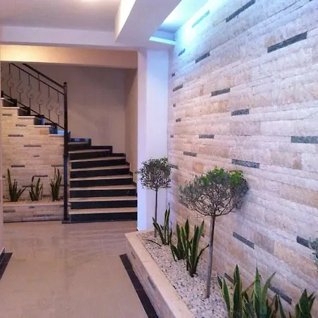 Frontlineviewsuper Apartment